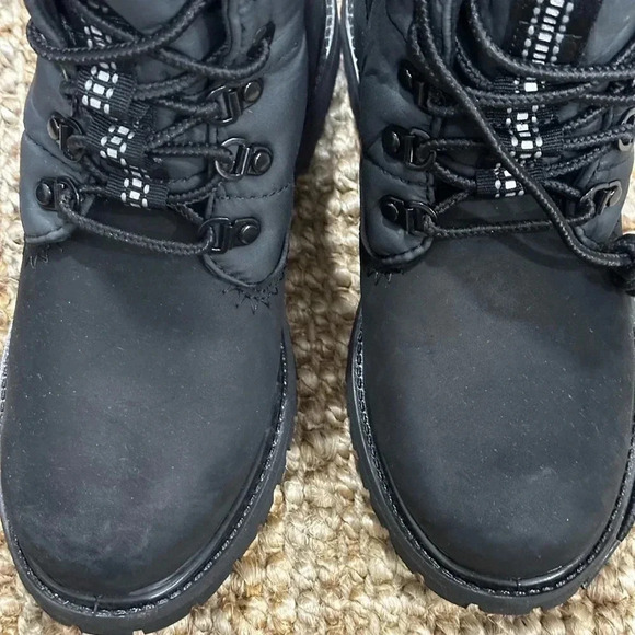 Timberland ReBotl Black Nubuck Women’s Leather Bootie Size 7 - Picture 10 of 10